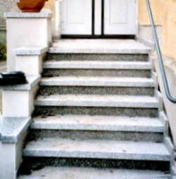 Fensterbänke & Treppen