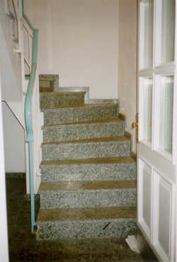 Fensterbänke & Treppen