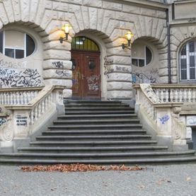 Fensterbänke & Treppen