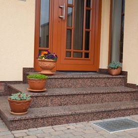 Fensterbänke & Treppen